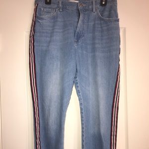 Forever 21 cropped jeans.